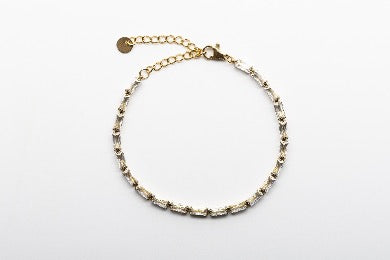 Luni Brilliance- Funkelndes Armband mit Glitzersteinen